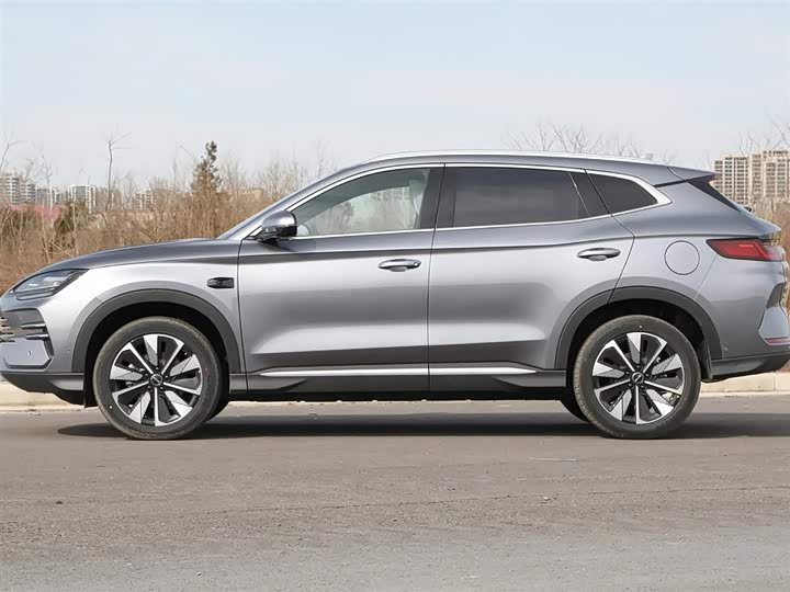 Фото 22 - BYD Song Plus Hybrid/EV