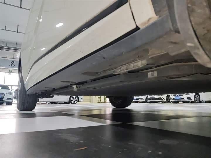 Фото 21 - BYD Dolphin