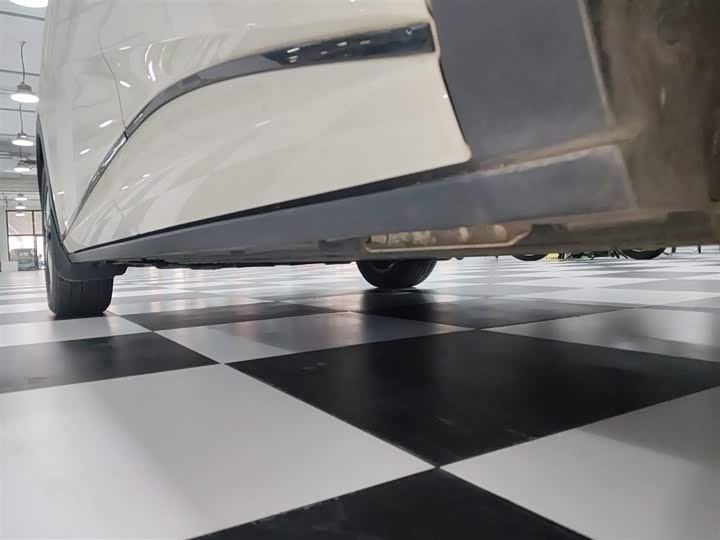 Фото 22 - BYD Dolphin