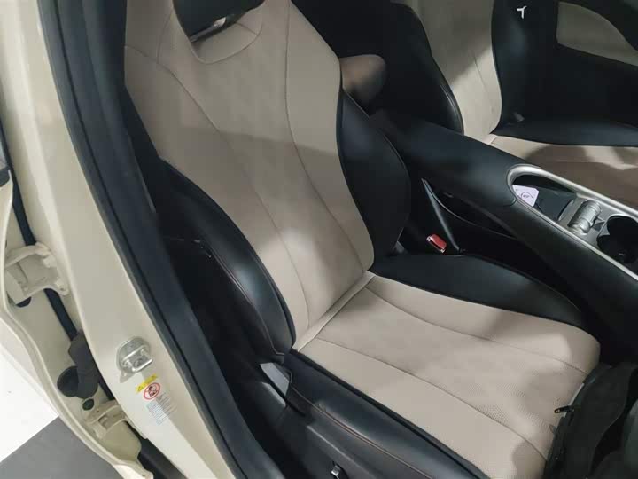 Фото 25 - BYD Dolphin