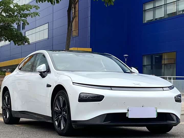 Фото 3 - XPeng P7