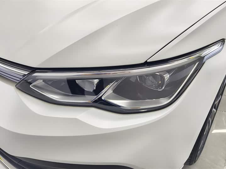 Фото 5 - Volkswagen Golf