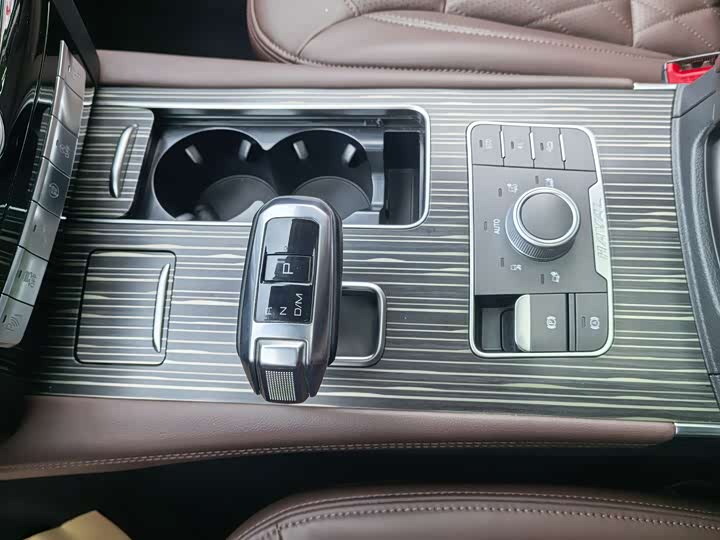 Фото 9 - Haval H9