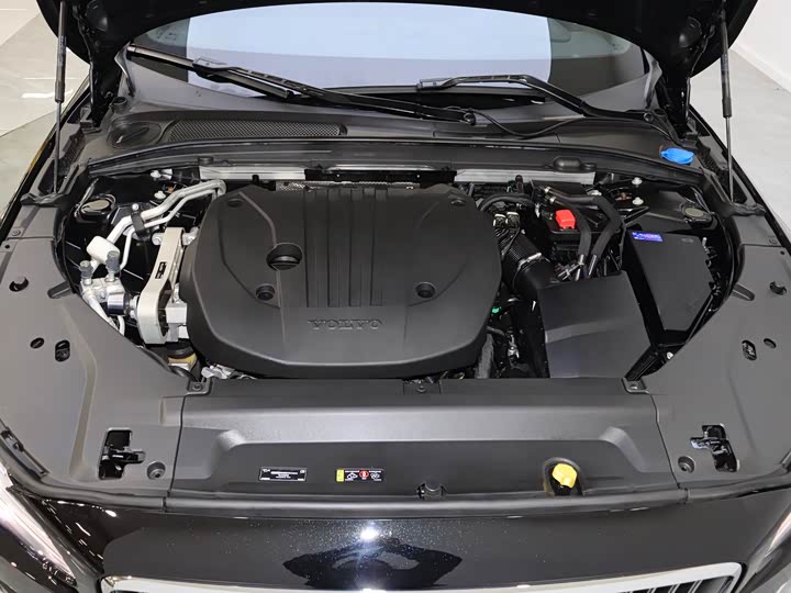 Фото 16 - Volvo S90