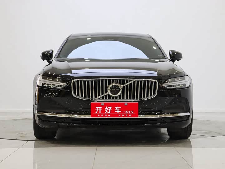 Фото 2 - Volvo S90