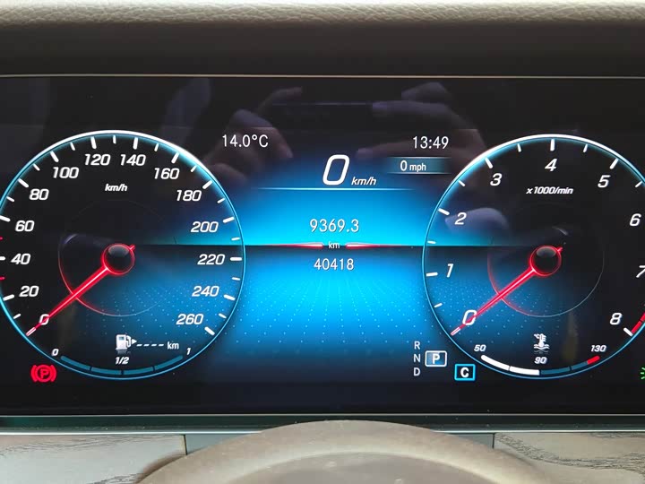 Фото 6 - Mercedes-Benz E-Class