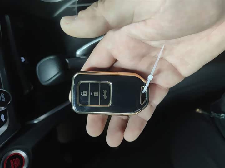 Фото 9 - Honda Accord