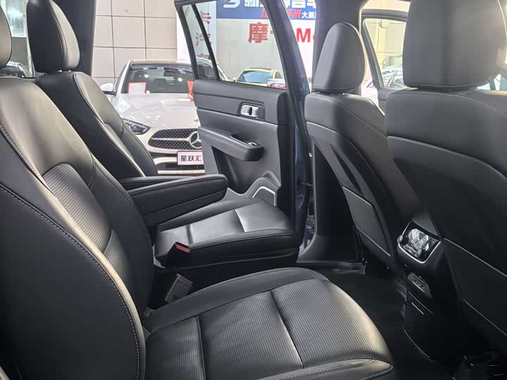 Фото 14 - LiXiang One