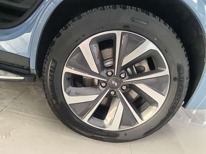 Фото 16 - LiXiang One