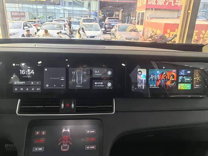 Фото 20 - LiXiang One