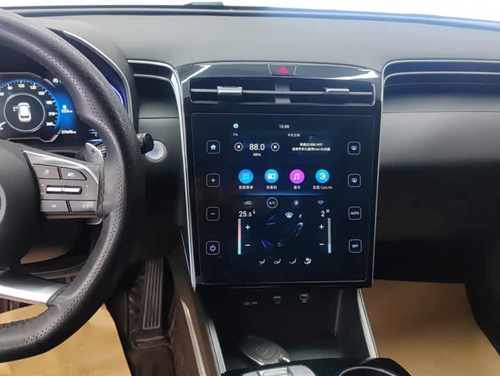 Фото 13 - Hyundai Tucson L