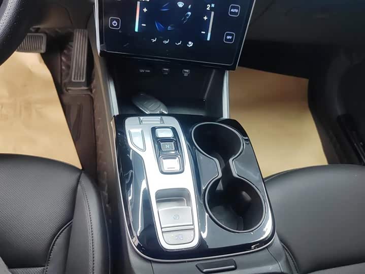 Фото 16 - Hyundai Tucson L