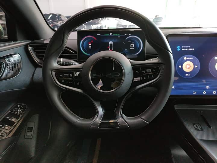 Фото 11 - BYD Seal