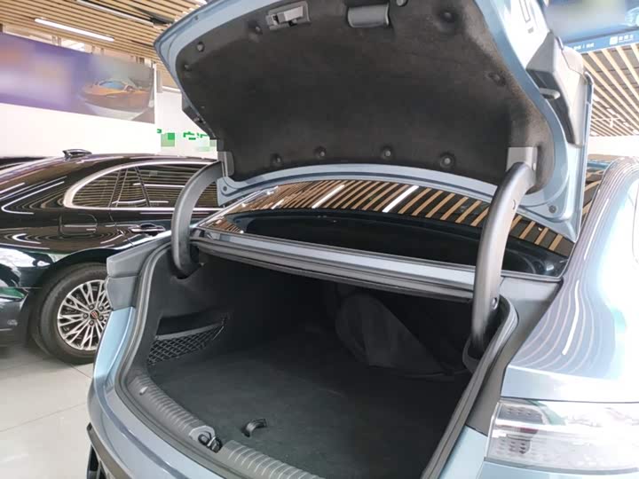 Фото 18 - BYD Seal