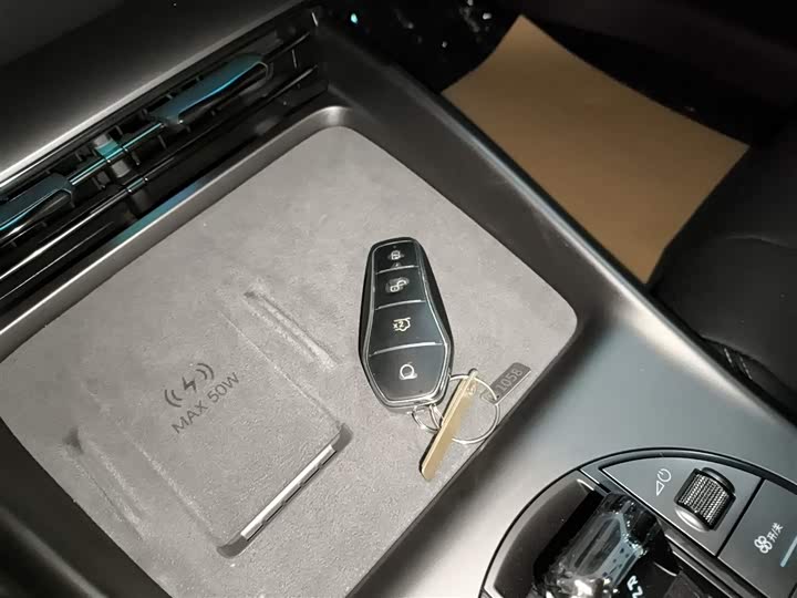 Фото 9 - BYD Seal