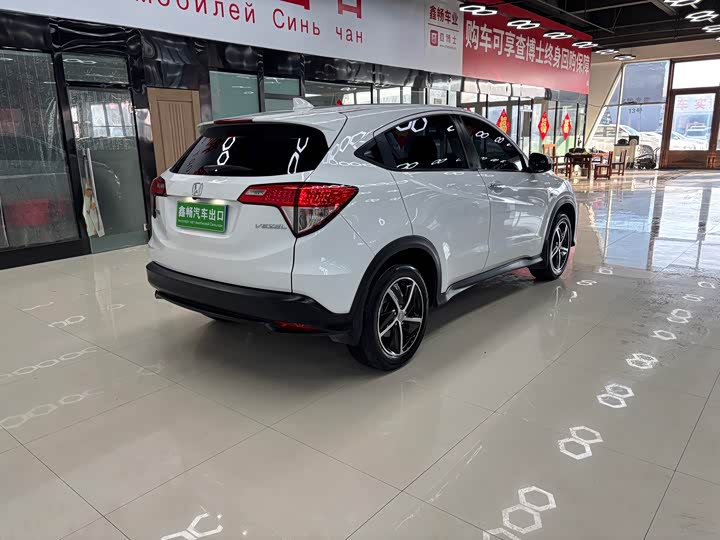 Фото 5 - Honda Vezel