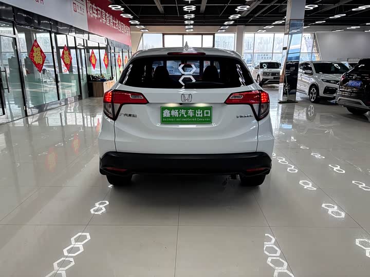 Фото 6 - Honda Vezel