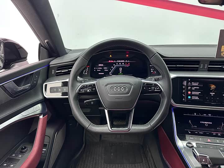 Фото 9 - Audi A7L