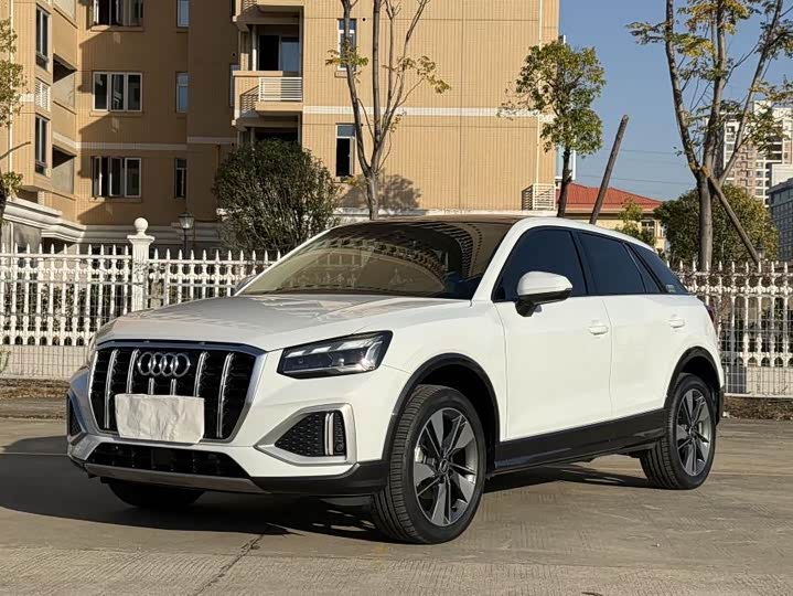 Фото 1 - Audi Q2L