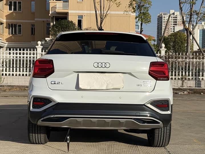 Фото 7 - Audi Q2L