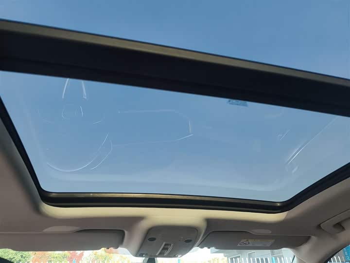 Фото 17 - Audi Q3