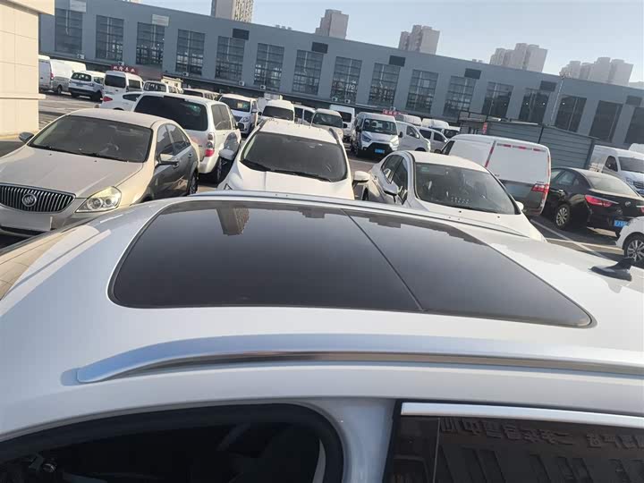 Фото 26 - Audi Q3