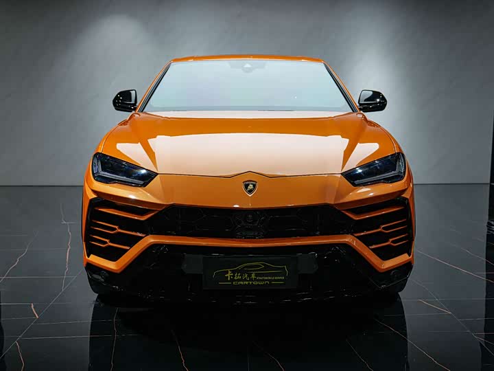 Фото 4 - Lamborghini Urus