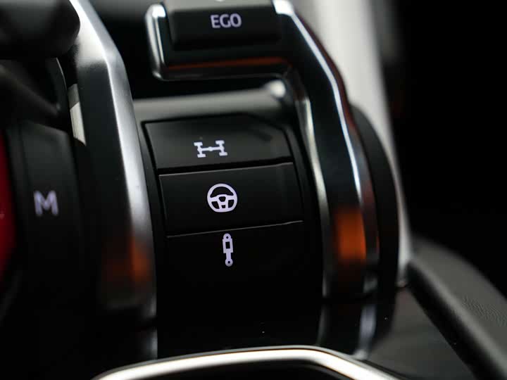 Фото 42 - Lamborghini Urus