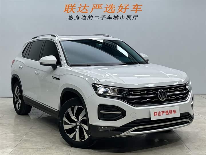 Фото 23 - Volkswagen Tayron