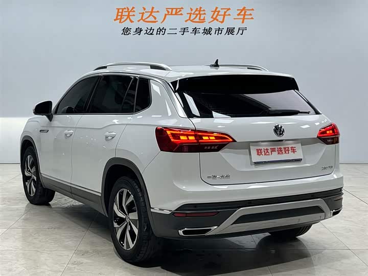 Фото 24 - Volkswagen Tayron