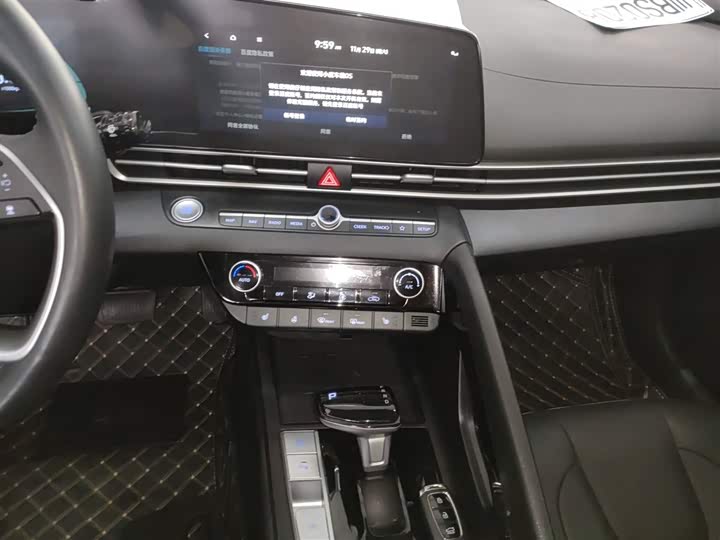 Фото 13 - Hyundai Elantra N line