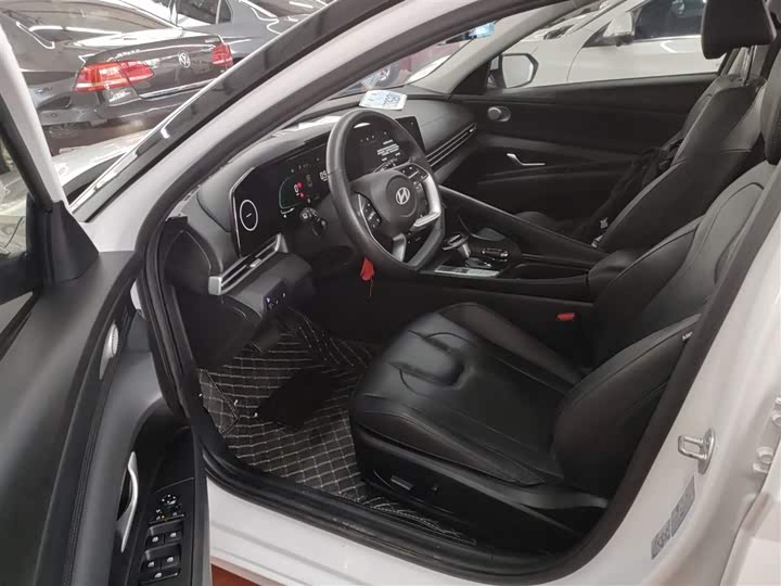 Фото 15 - Hyundai Elantra N line