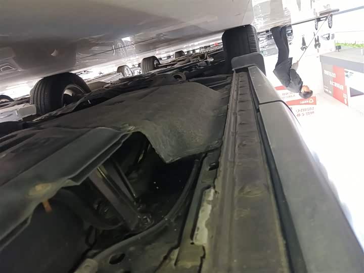 Фото 22 - Honda CR-V