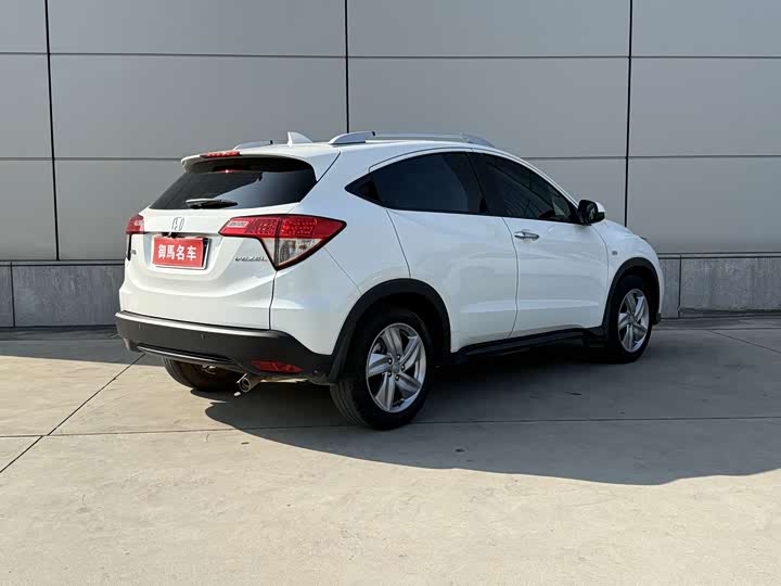 Фото 6 - Honda Vezel