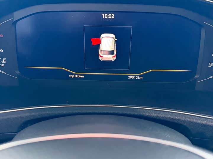 Фото 23 - Volkswagen T-Roc