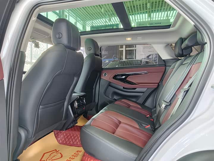 Фото 13 - Land Rover Range Rover Evoque L