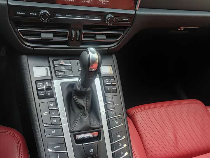 Фото 23 - Porsche Macan