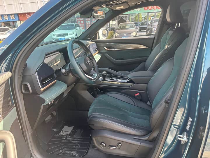 Фото 5 - Geely Monjaro