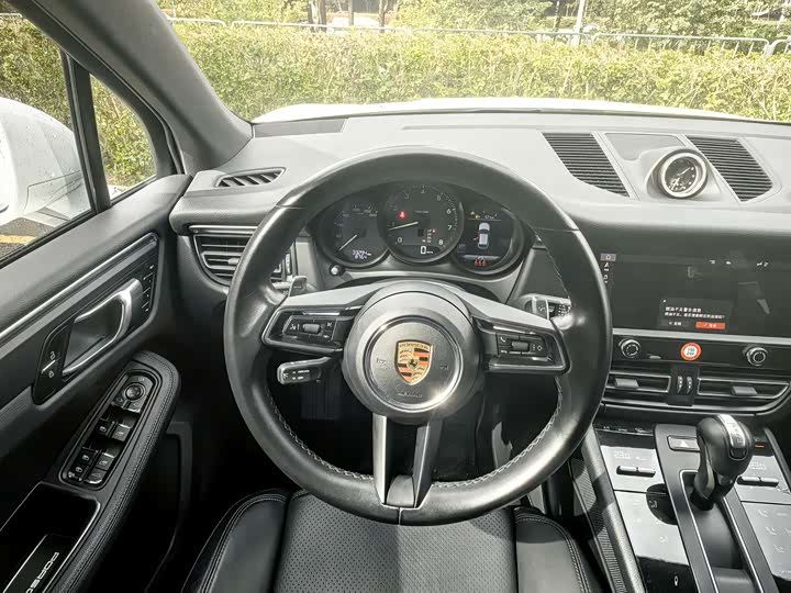 Фото 9 - Porsche Macan