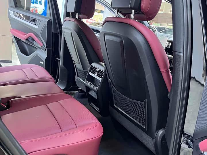 Фото 10 - Porsche Cayenne