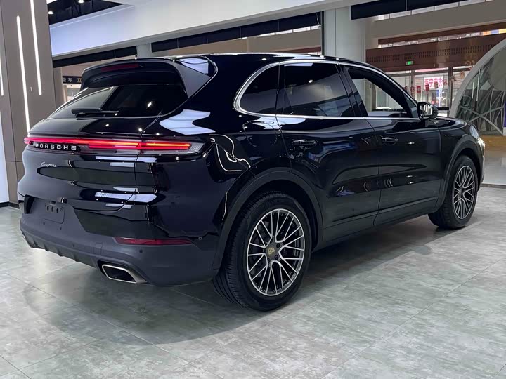 Фото 19 - Porsche Cayenne