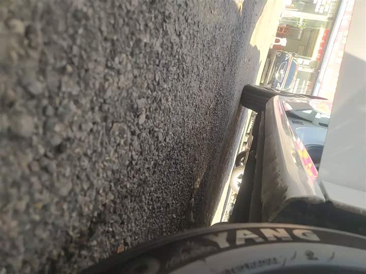 Фото 21 - Geely Emgrand