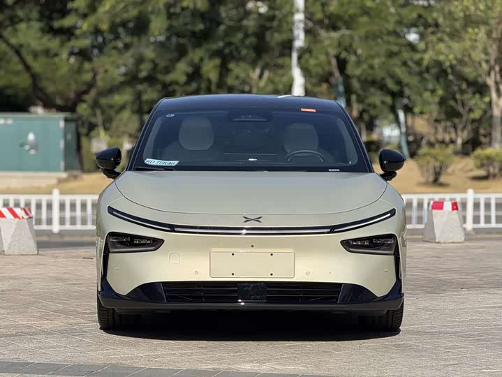 Фото 2 - XPeng F57