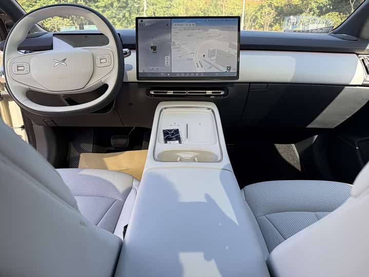 Фото 5 - XPeng F57