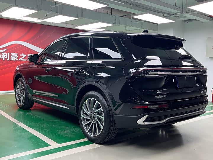 Фото 6 - Lincoln Corsair