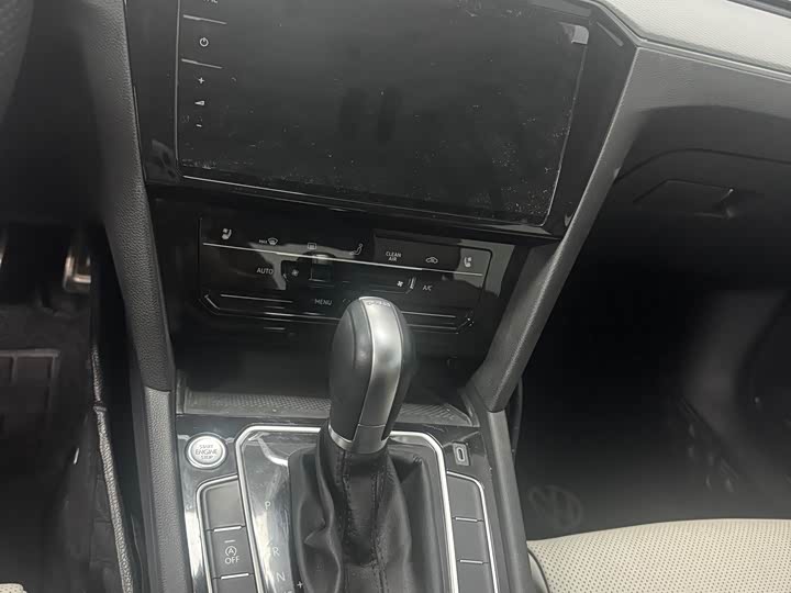 Фото 11 - Volkswagen Magotan