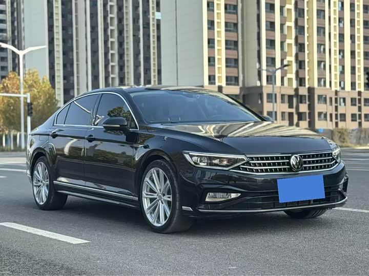 Фото 3 - Volkswagen Magotan