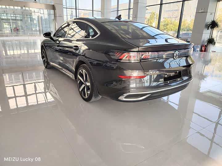 Фото 6 - Volkswagen Lamando L