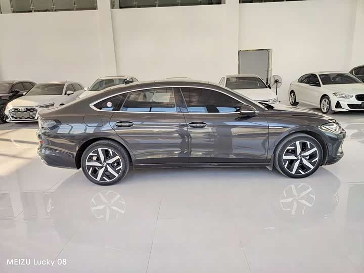 Фото 7 - Volkswagen Lamando L