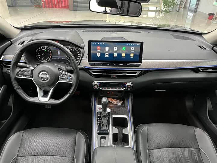 Фото 2 - Nissan Teana